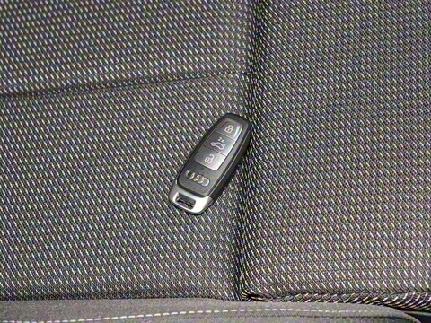 2023�� �Ŀ� Sportback 35 TFSI ��ȡ�˶���