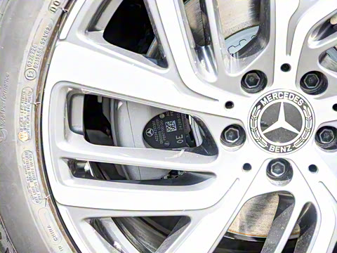 2025�� �Ŀ� E 300 L ʱ����