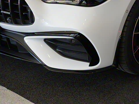 2025�� AMG CLE 53 4MATIC+ ���ܳ�