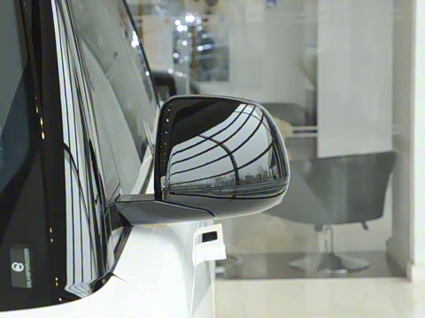 2024�� 4.4 V8 SV���ٴ����ӳ��� 4��