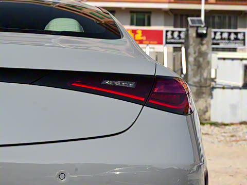 2025�� CLE 260 ���ܳ�