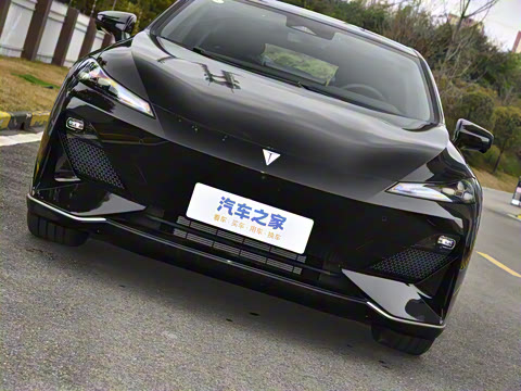 2025�� ���羫Ӣ��