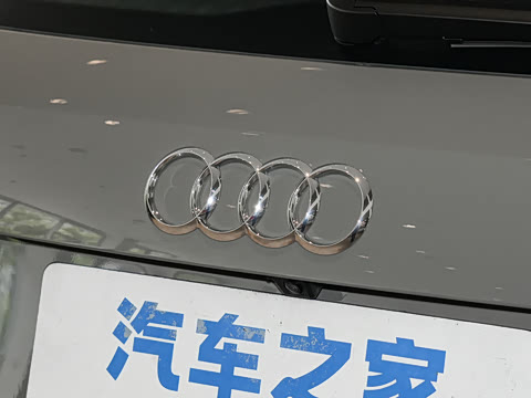 2025�� quattro 45�����ذ� 40TFSI ʱ�ж�����