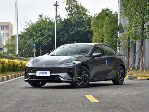 2025�� 530UltraǬ���Ǽ�ADS SE�����