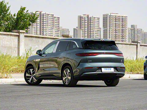 2025�� EV 670KM�����״�������