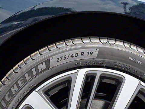 2025�� �Ŀ� E 300 L ʱ����