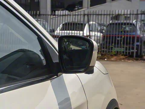 2025�� �Ŀ� ���� 2.0L CVT XV+���Ȱ�