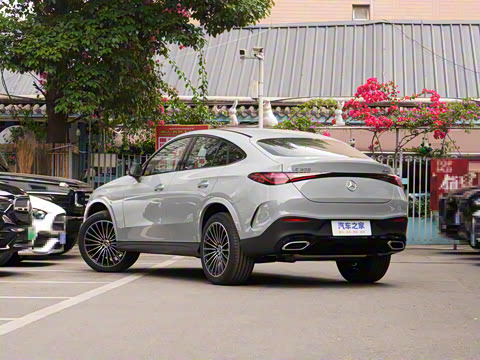 2025�� GLC 300 4MATIC ����SUV