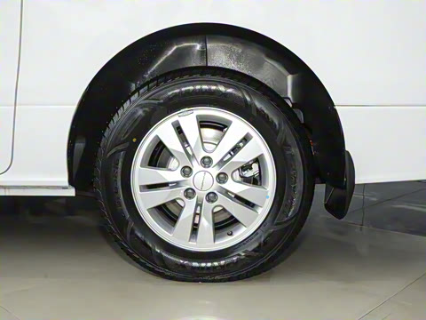 2024�� 2.0L �ֶ��м�Ӫ�˾�Ӣ��CNG 7��