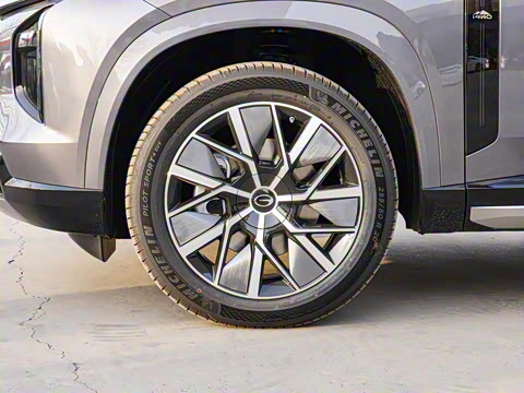 2025�� 180km Ultra ������