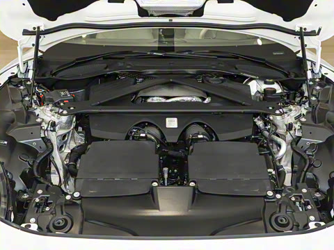 2025�� 4.0T V8 Coupe