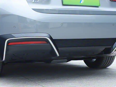 2022�� eDrive 35 L