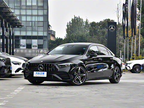 2025�� AMG A 35 L 4MATIC