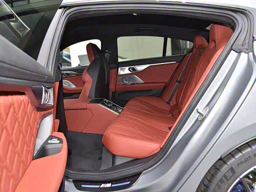 【宝马m8】宝马_宝马m8报价_宝马m8图片_汽车之家