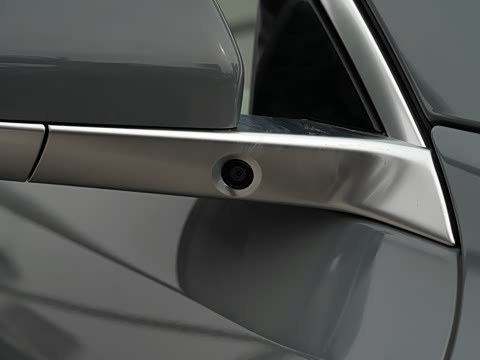 2025�� Ultra ���ܻ��°�