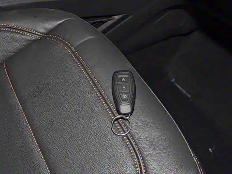 2019�� EcoBoost 245 �����˶��� ��V