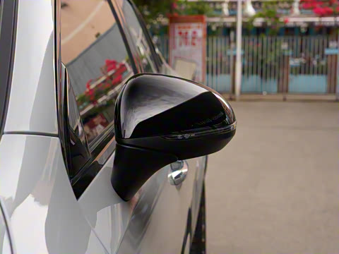 2025�� GLC 300 4MATIC ����SUV