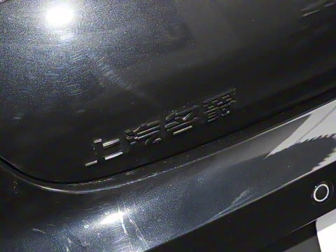 2025�� 2.0T 405 AT������