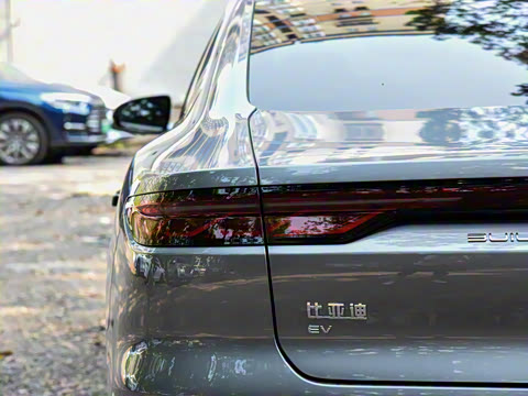 2022�� EV ������ 715KMǰ���콢��