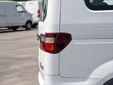 2022�� 1.5L ����ʨ�ͳ� 7��