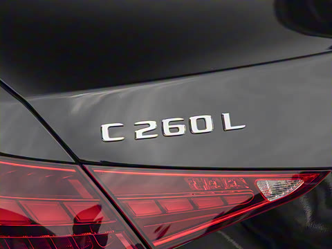 2025�� �Ŀ� C 260 L