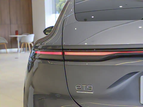 2025�� 102kWh ǩ����