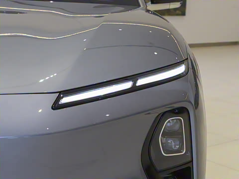 2025�� 102kWh ǩ����