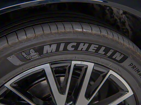 2025�� 215�콢PLUS