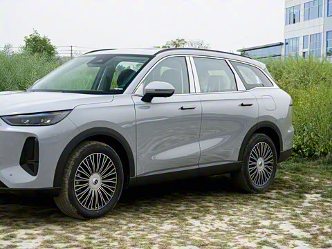 2025�� 120 ���������콢PLUS 7�� �������