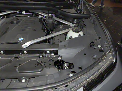 2024�� xDrive40i ������M�˶���װ