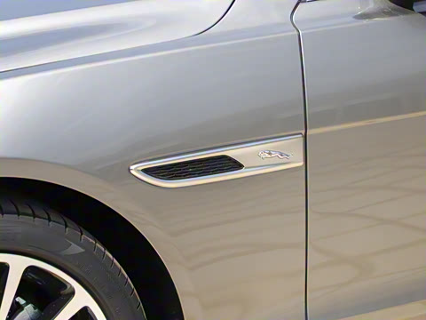 2021�� XFL 2.0T P250 ��������������