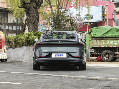 2025�� ��������� 710�콢��