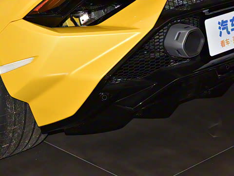 2023�� Hurac��n Tecnica