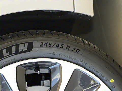 2025�� 855km Max