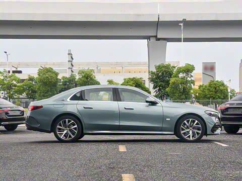 2025�� �Ŀ� E 300 L ʱ���˶���