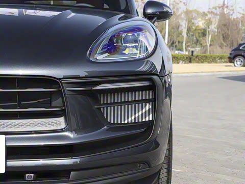 2022�� Macan S 2.9T