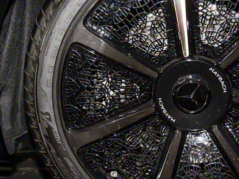 2025�� �Ŀ� S 680 4MATIC ��ҹ��