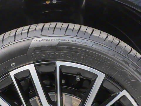 2025�� 215�콢PLUS