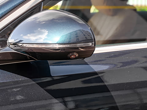 2025�� �Ŀ� E 300 L ʱ����