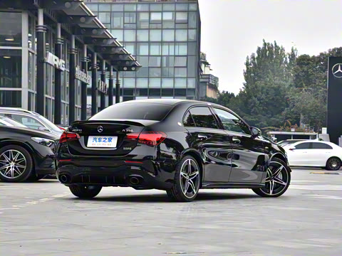 2025�� AMG A 35 L 4MATIC