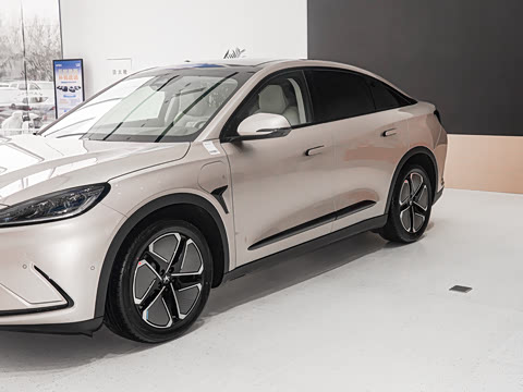 2025�� 735MAX 160kW