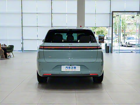 2025�� Pro ���ܻ��°�