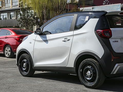 2024�� �Ŀ� �ഺ�� 251km �Ȱ��� 25.05kWh