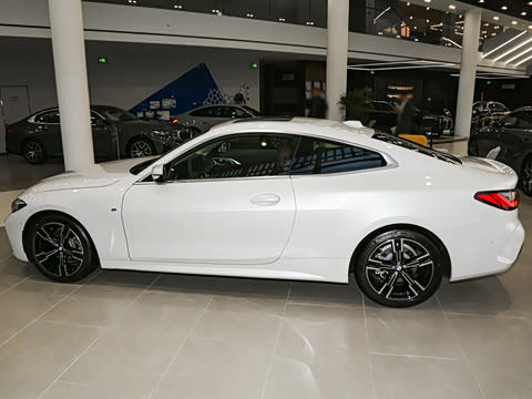 2024�� 425i M�˶���װ