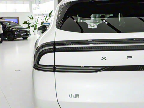 2025�� 702 �������� Max