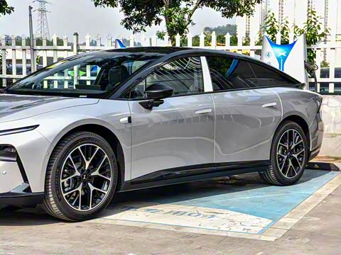 2025�� �������� Max �콢��