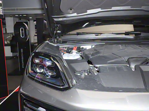 2025�� Cayenne 3.0T ���ΰ�