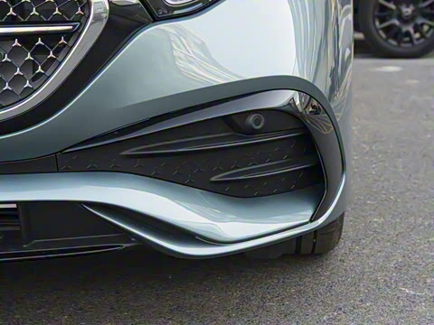 2025�� E 300 ʱ�����˶���