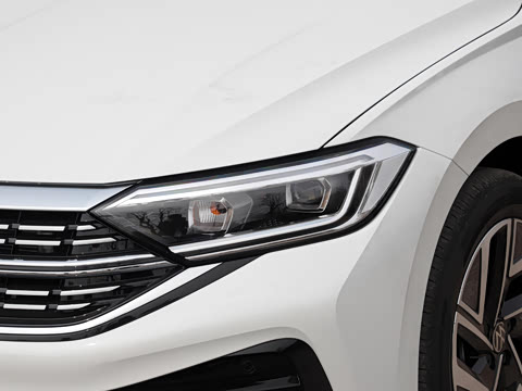 2025�� �Ŀ� 300TSI DSG��Խ��