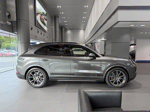 2025�� Cayenne 3.0T ���۰�